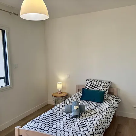 Maison Contemporaine Refaite à Neuf - à 50m De L'océan Ploemeur