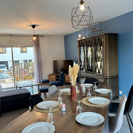 Holiday home Maison Contemporaine Refaite A Neuf - A 50m De L'ocean *