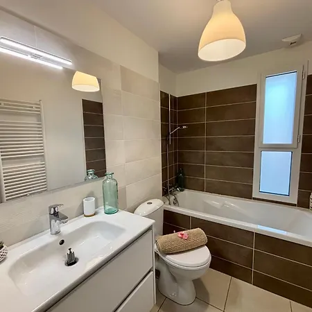 Holiday home Maison Contemporaine Refaite A Neuf - A 50m De L'ocean *